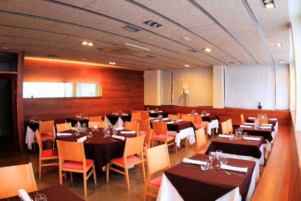 Hotel Viaurelia Montblanc Εξωτερικό φωτογραφία
